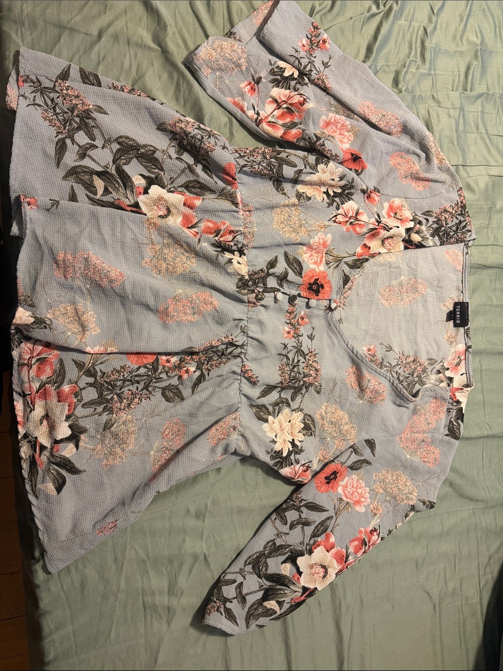 Torrid Size 1 Light Blue Floral Peplum Top